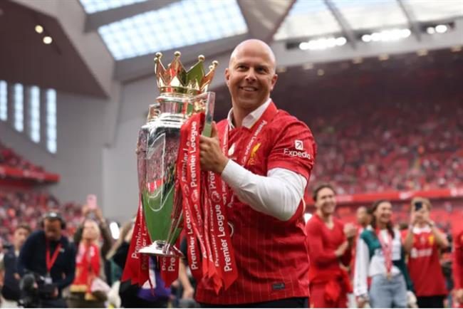 Liverpool dang la dKVd tai Ngoai hang Anh.