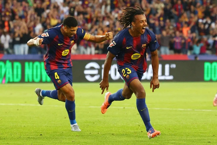 Yamal trở lại sân cỏ, chỉ 1 phút sau đã giúp Barcelona thắng ngược dòng - Ảnh 1.
