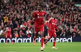 Alexander Isak đủ sức đá cả trận cho Liverpool nhưng...