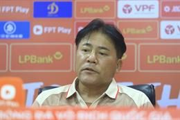 HLV Makoto Teguramori chịu trách nhiệm về thất bại của CLB Hà Nội