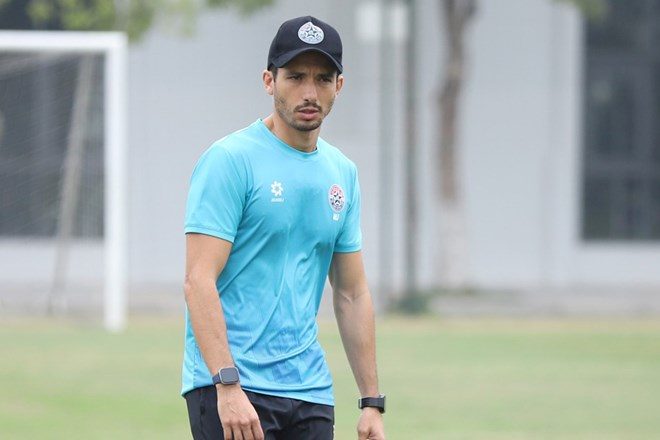 Tin nóng bóng đá Việt 19/9: Nguyễn Filip liên tục mắc sai lầm ở sân chơi quốc tế; Hà Nội FC quan tâm huấn luyện viên Bồ Đào Nha - Ảnh 2.