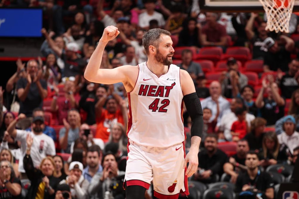 kevin-love-lakers-chuyen-nhuong-nba-utah-jazz-3-1