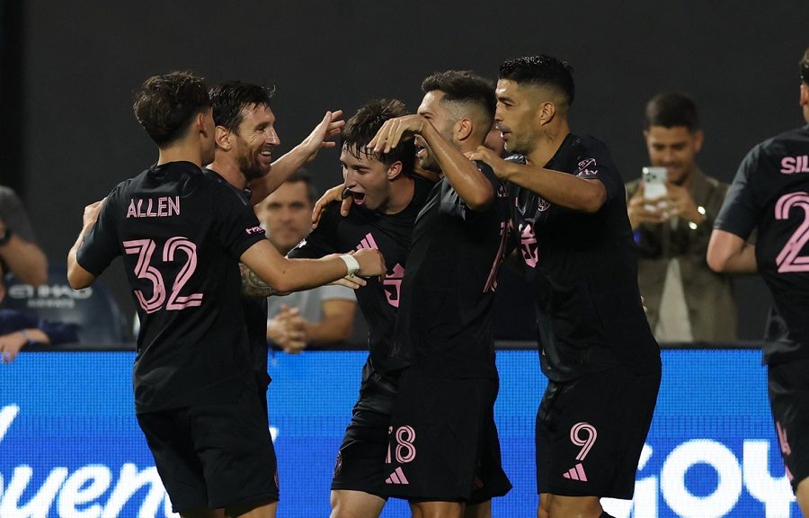 messi-kien-tao1-1