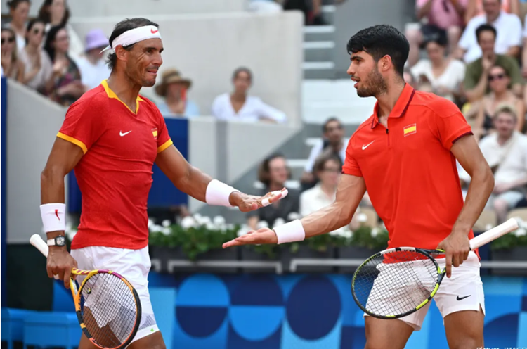 Nadal, người đã đưa tennis Tây Ban Nha lên một tầm cao chưa từng có, cho rằng Alcaraz đang giúp quốc gia này tiếp tục duy trì vị thế số một trên bản đồ quần vợt thế giới. Nadal, người đã đưa tennis Tây Ban Nha lên một tầm cao chưa từng có, cho rằng Alcaraz đang giúp quốc gia này tiếp tục duy trì vị thế số một trên bản đồ quần vợt thế giới.