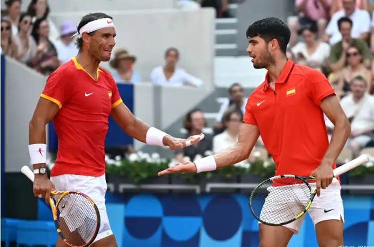 Nadal, người đã đưa tennis Tây Ban Nha lên một tầm cao chưa từng có, cho rằng Alcaraz đang giúp quốc gia này tiếp tục duy trì vị thế số một trên bản đồ quần vợt thế giới.