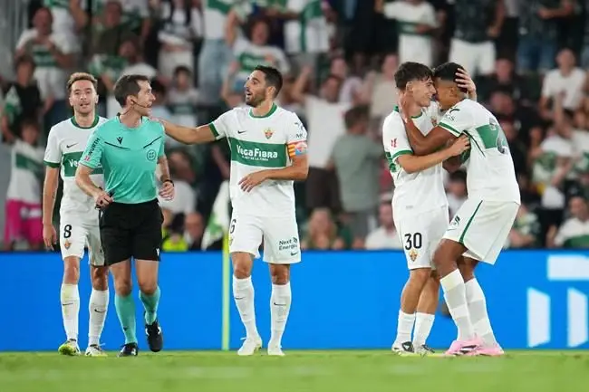 Nhận định Elche vs Celta Vigo (21h15 ngày 289) Phong độ trái ngược 1