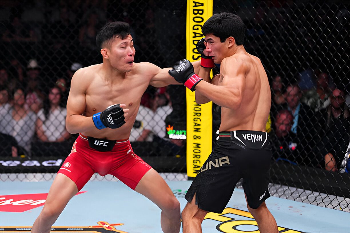quang-le-thua-tran-thu-ba-canh-cua-o-lai-ufc-ngay-cang-hep-1