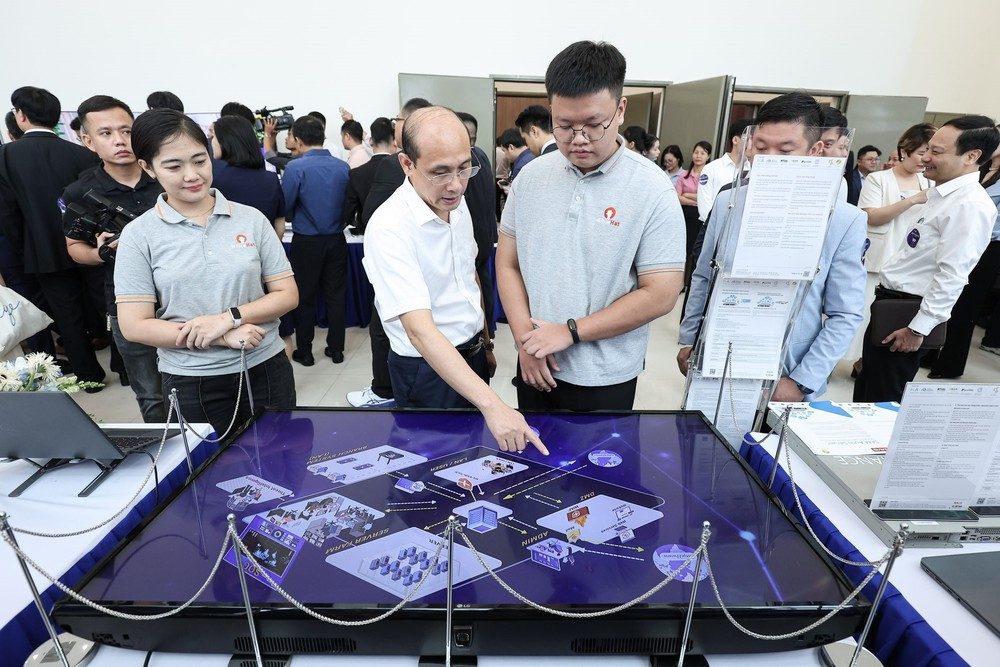 Phó Thủ tướng Nguyễn Chí Dũng: Đẩy mạnh ứng dụng khoa học, công nghệ vào sản xuất - Ảnh 2.