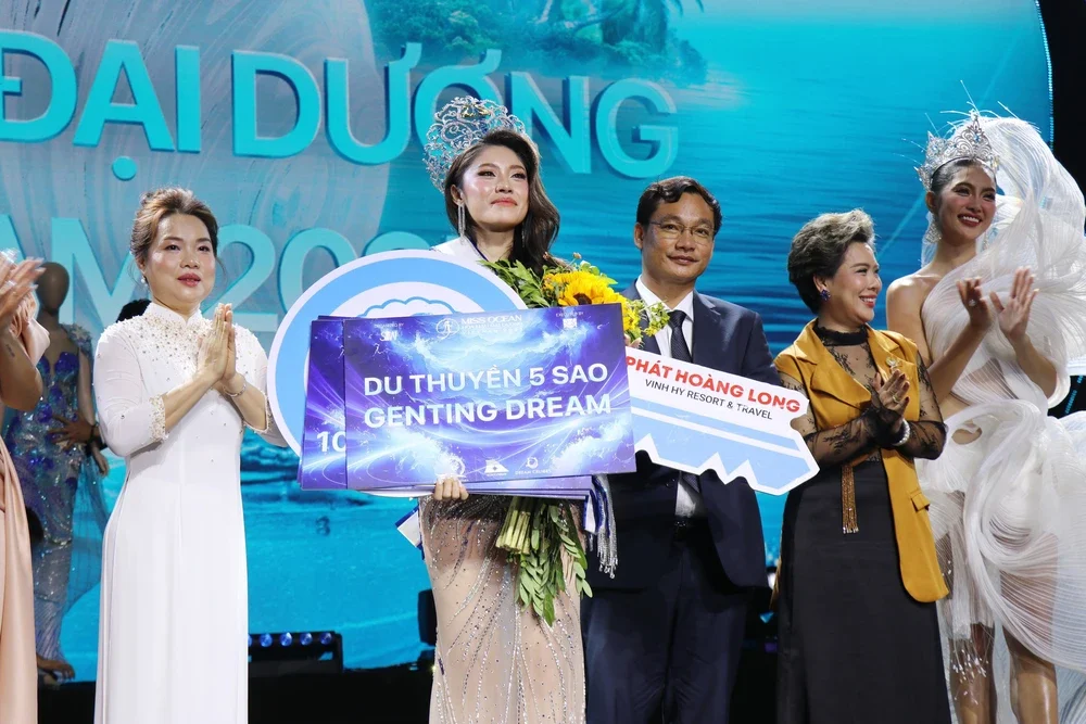 Nguyễn Thanh Thảo đăng quang Hoa hậu Đại dương Việt Nam 2025 - Ảnh 1. Nguyễn Thanh Thảo đăng quang Hoa hậu Đại dương Việt Nam 2025 - Ảnh 1.