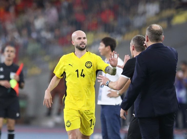 CĐV Đông Nam Á: 'Malaysia chỉ có thể chơi gian lận mới thắng được Việt Nam' - Ảnh 1.