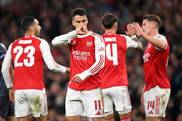 Siêu máy tính chọn Arsenal là ứng viên vô địch Premier League số 1 Siêu máy tính chọn Arsenal là ứng viên vô địch Premier League số 1
