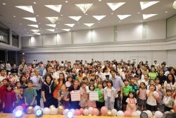Đêm Trung thu gắn kết cộng đồng, hướng về quê hương sau bão Bualoi