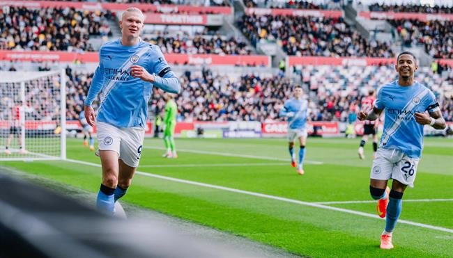 Man City đã phải đá co cụm trong trận đấu Brentford 1