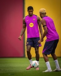 rashford-gay-an-tuong-ngay-buoi-tap-dau-tien-o-barcelona-20250725063953