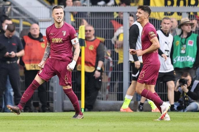 Siêu máy tính dự đoán Augsburg vs Dortmund, 2h30 ngày 1/11