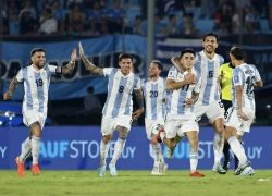 tuyen-uruguay-giup-argentina-chinh-thuc-gianh-ve-du-world-cup-2026-20250326073528