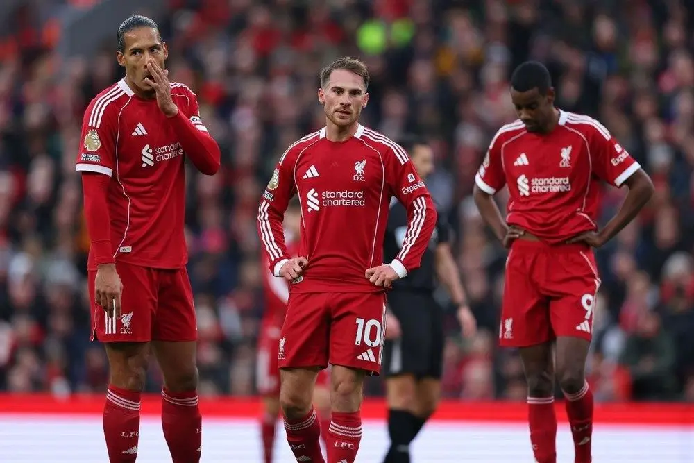 Champions League, 03h00 ngày 27/11, sân Anfield, Liverpool-PSV: Đến lúc Slot giải cứu Liverpool - Ảnh 1.