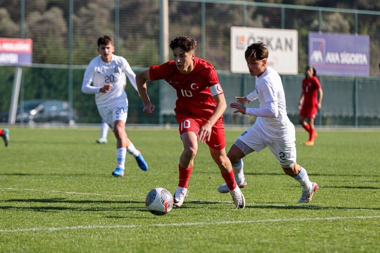nhan-dinh-soi-keo-u19-tho-nhi-ky-vs-u19-liechtenstein-20h00-ngay-12-11-mua-ban-thang_103584-1 Nhận định, Soi kèo U19 Thổ Nhĩ Kỳ vs U19 Liechtenstein, 20h00 ngày 12/11: Mưa bàn thắng - Ảnh 1