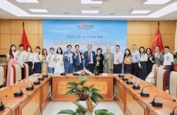 tuan-le-pho-chau-au-2025-viet-tiep-cau-chuyen-viet-nam-ra-the-gioi-20251114220236
