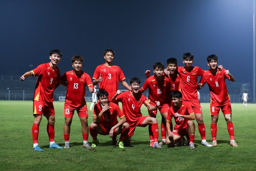 Bảng C vòng loại U17 châu Á 2026, U17 Việt Nam - U17 Hong Kong (Trung Quốc) 2-0: Vững vàng trên đỉnh bảng - Ảnh 1.