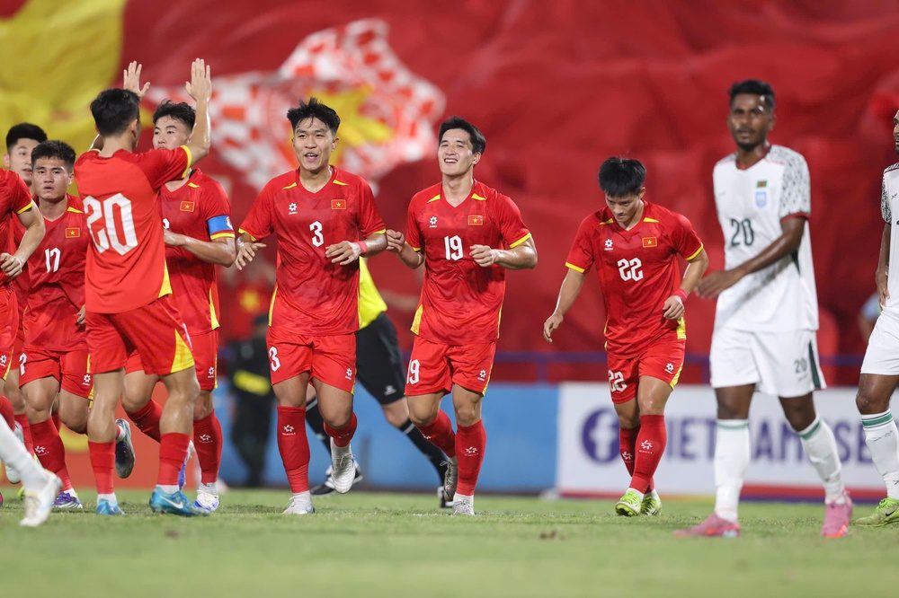 Bóng đá Việt Nam “chạy nước rút” cho SEA Games 33 - Ảnh 1. Bóng đá Việt Nam “chạy nước rút” cho SEA Games 33 - Ảnh 1.