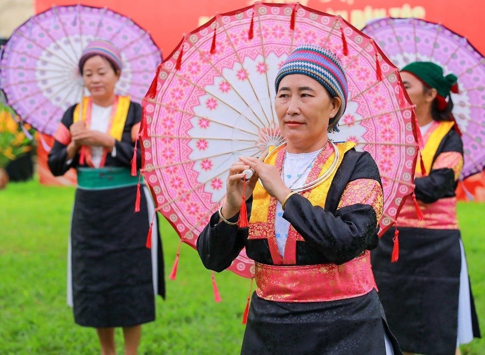 Giao lưu “Ngày hội đại đoàn kết các dân tộc” - Ảnh 8. Giao lưu “Ngày hội đại đoàn kết các dân tộc” - Ảnh 8.