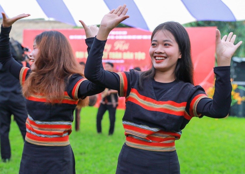 Giao lưu “Ngày hội đại đoàn kết các dân tộc” - Ảnh 3. Giao lưu “Ngày hội đại đoàn kết các dân tộc” - Ảnh 3.