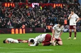 7-1812064725-1 Arsenal gặp bất lợi lớn trong cuộc đua với Man City