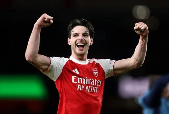 MU ngan can Solskjaer chieu mo Declan Rice va Erling Haaland.