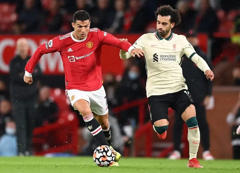 Salah đang học “thói xấu” của Ronaldo - Ảnh 1.