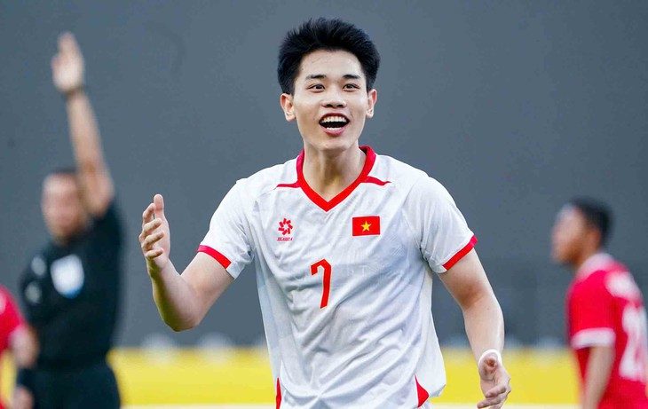 U22 Việt Nam - U22 Lào 2-1: Chỉ hài lòng với 3 điểm - Ảnh 1. u22 việt nam - Ảnh 1.