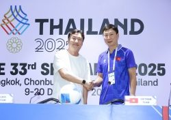 hlv-kim-sang-sik-u22-lao-khong-phai-doi-de-choi-20251203061851