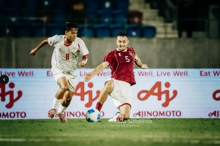 Sao nhập tịch của tuyển trẻ Indonesia xin lỗi vì bị loại ở SEA Games 2025 - Ảnh 1.