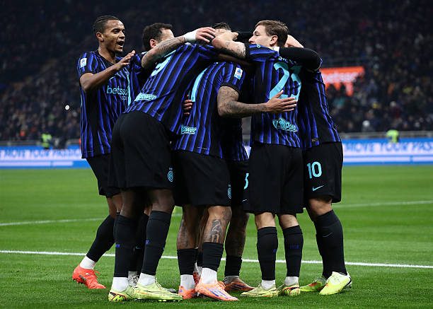 Inter Milan đè bẹp Como 4-0 ở vòng 14 Serie A Inter Milan đè bẹp Como 4-0 ở vòng 14 Serie A