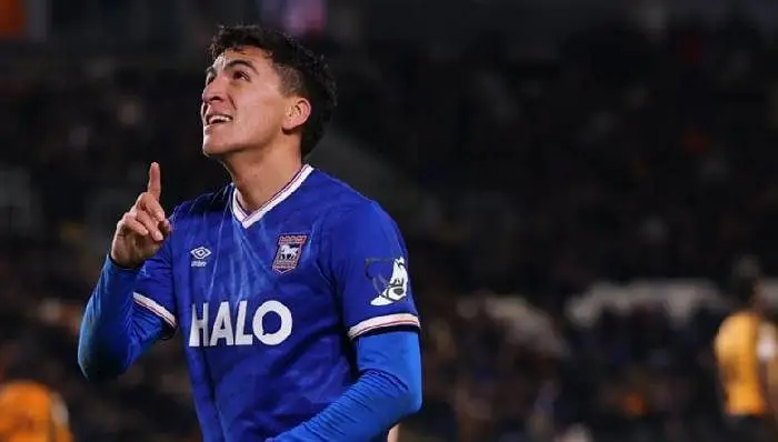 Kèo vàng bóng đá Blackburn vs Ipswich Town, 02h45 ngày 3/12: Top 4 vẫy gọi