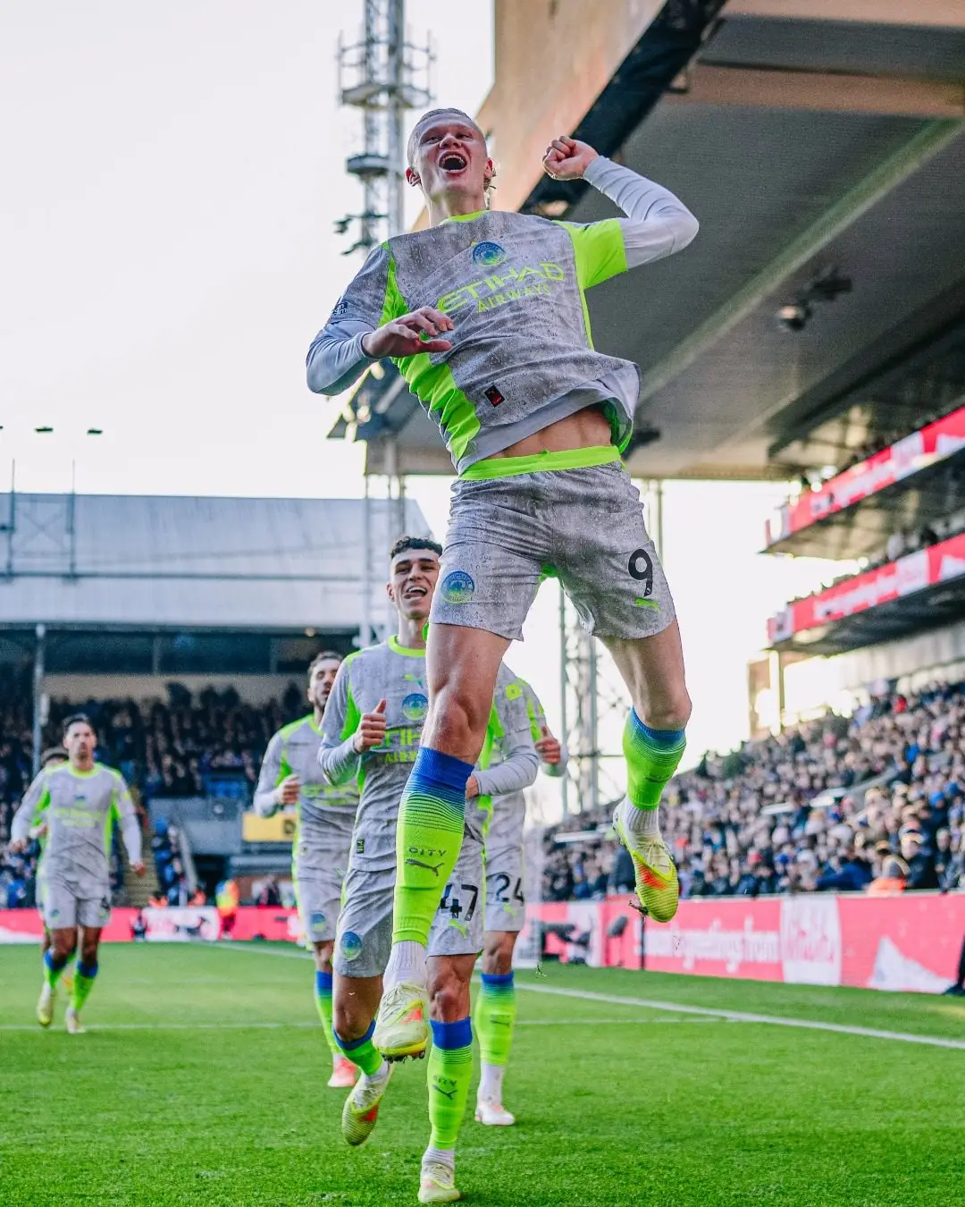 Khi Foden và Haaland cùng tần số 1