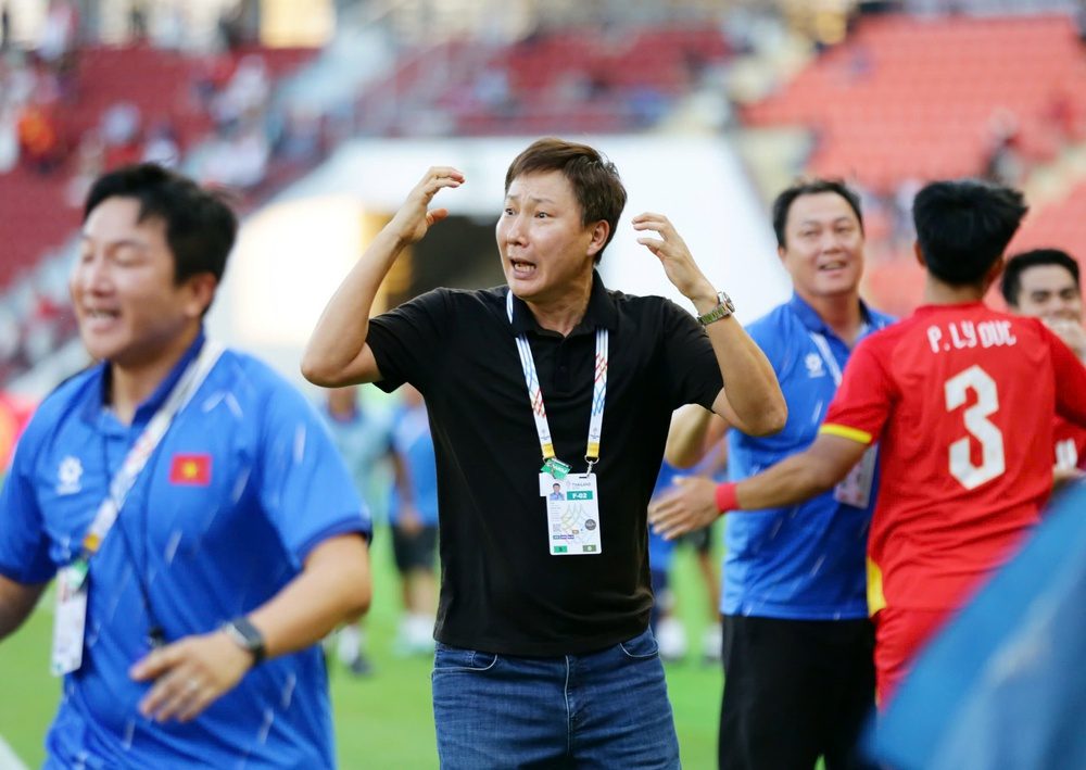Cabin BLV: “Kỷ lục gia” Kim Sang Sik - Ảnh 1.