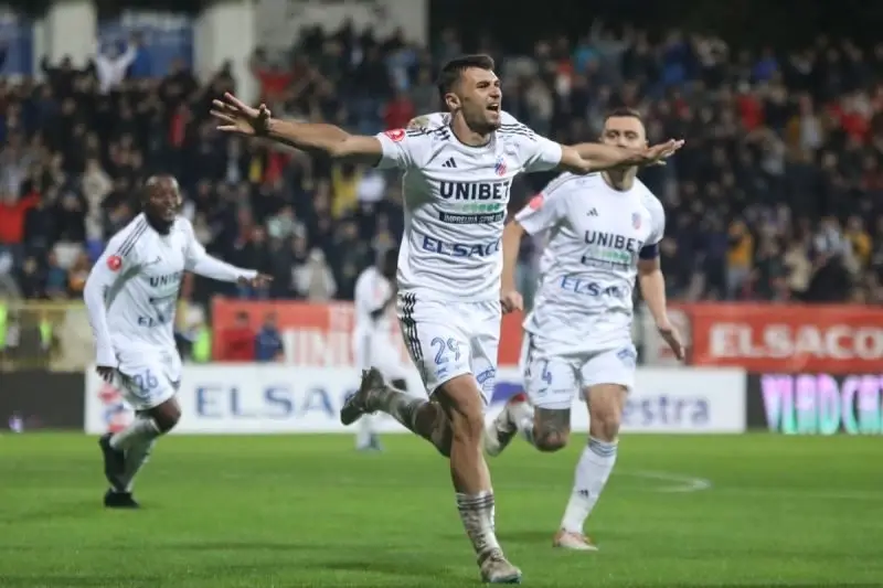 Nhận định, Soi kèo Botosani vs Rapid 1923 01h30 ngày 09/12: Giữ vững ngôi đầu - Ảnh 1