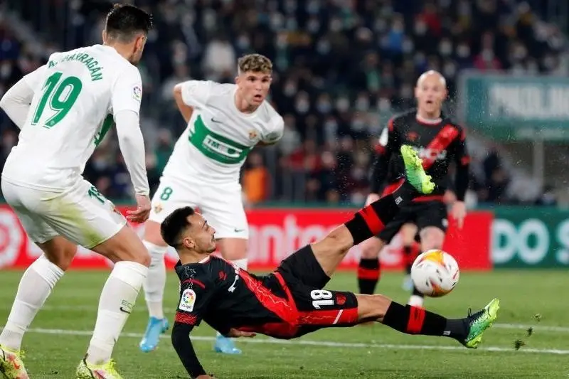 Nhận định, Soi kèo Elche vs Vallecano 00h30 ngày 22/12: Điểm tựa sân nhà - Ảnh 1