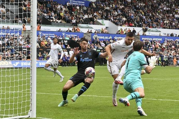 Nhận định, soi kèo Swansea City vs Wrexham, 03h00 ngày 20/12: Thiên nga gẫy cánh