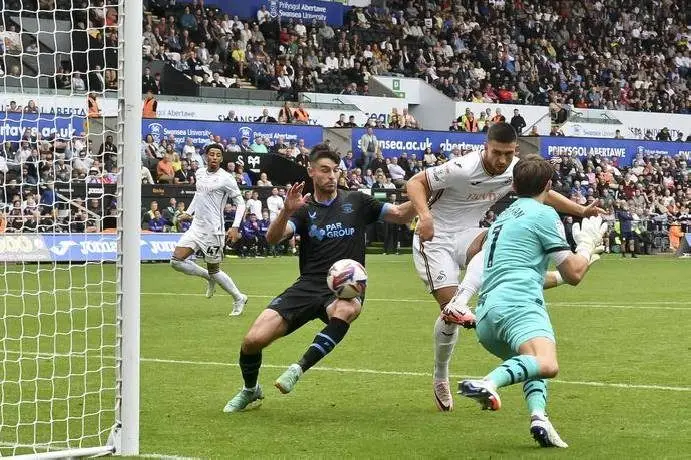 Nhận định, soi kèo Swansea City vs Wrexham, 03h00 ngày 20/12: Thiên nga gẫy cánh