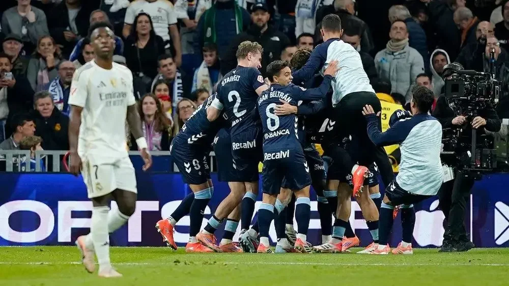Thua đau trước Celta Vigo, HLV Real Madrid chỉ trích quyết định của trọng tài - Ảnh 1.