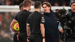 thomas-frank-2112062131 Thomas Frank chỉ trích trọng tài gay gắt sau trận thua Liverpool