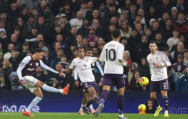 Unai Emery hết lời ngợi khen Morgan Rogers sau trận thắng MU 1