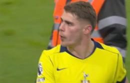 Micky van de Ven và Joao Palhinha đối đầu với NHM Tottenham