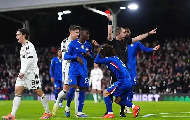 Calum McFarlane phủ nhận Chelsea gặp vấn đề về kỷ luật 1