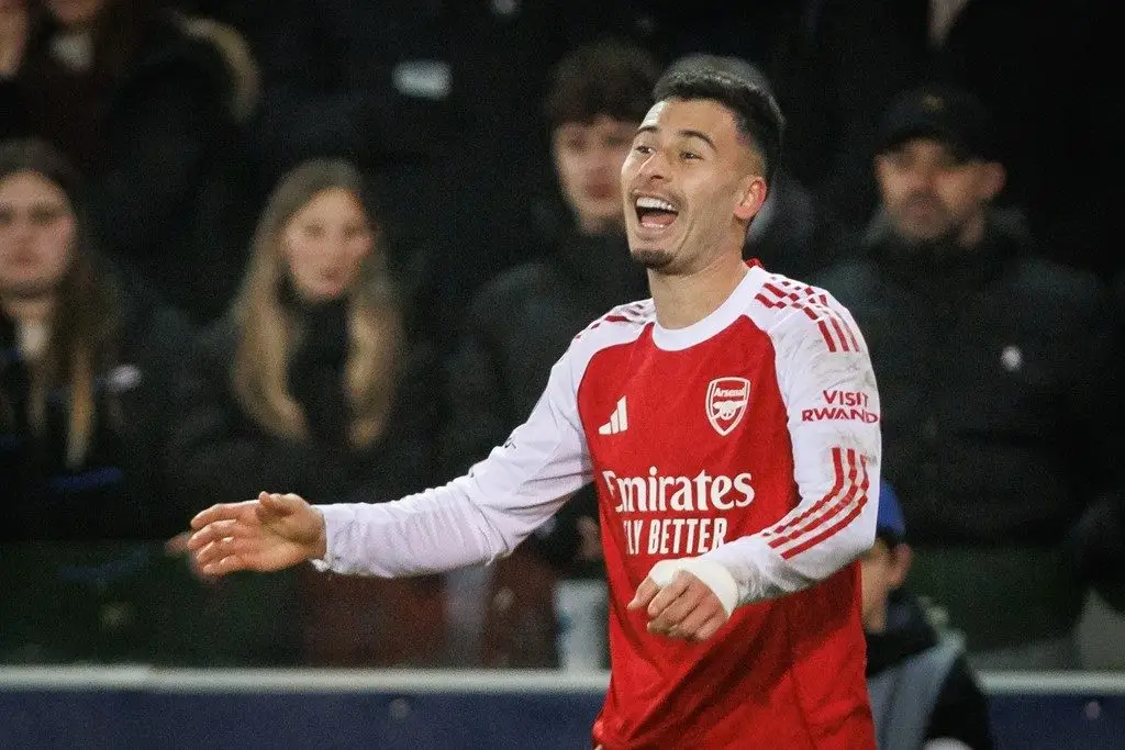 Gabriel Martinelli có bị cấm thi đấu sau hành vi không đẹp với Conor Bradley 1