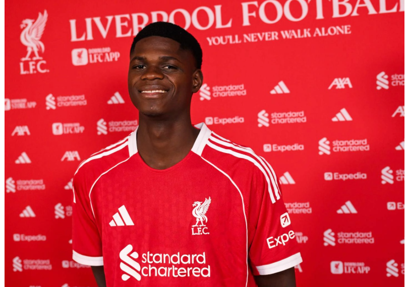 Liverpool ra mắt tân binh Ndiaye 1 Liverpool ra mắt tân binh Ndiaye 1