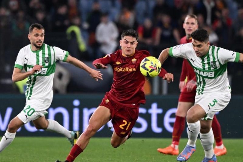 nhan-dinh-soi-keo-as-roma-vs-sassuolo-0h00-ngay-11-01-tiep-da-chien-thang_113967-1 Nhận định, Soi kèo AS Roma vs Sassuolo 0h00 ngày 11/01: Tiếp đà chiến thắng - Ảnh 1