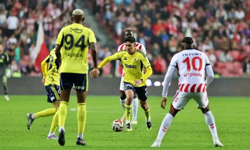 Nhận định, Soi kèo Fenerbahce vs Samsunspor 0h30 ngày 7/1: Tiến vào chung kết - Ảnh 1